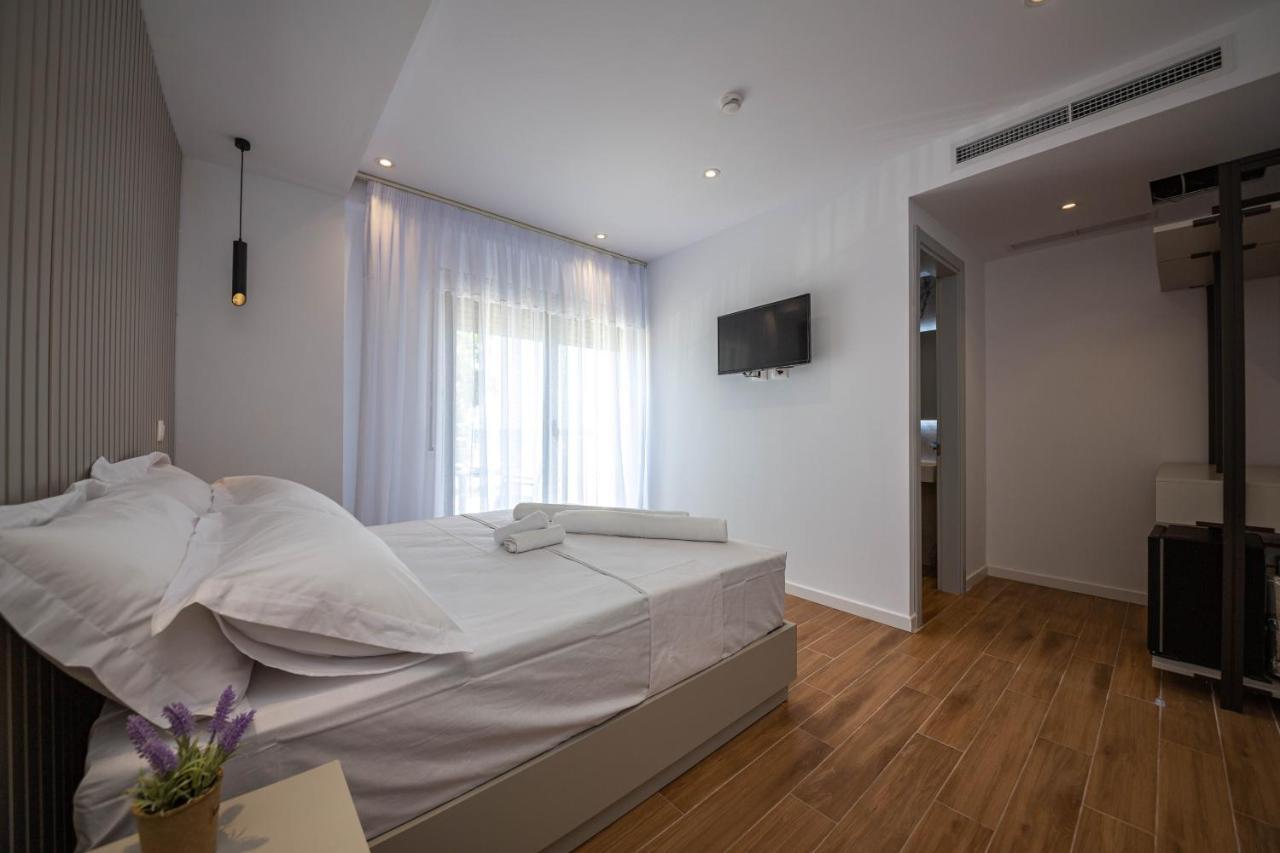 Hesperus Hotel Vlore Exterior photo