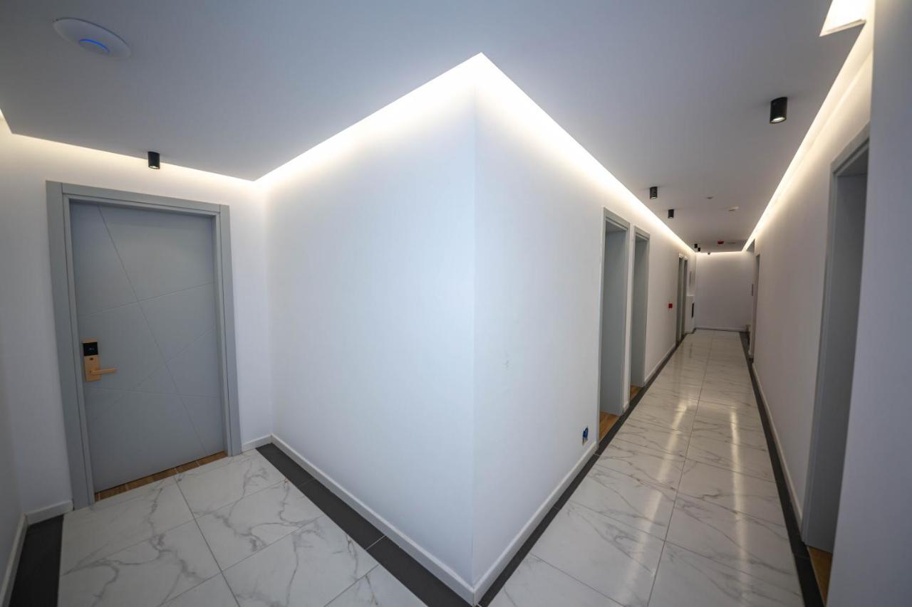 Hesperus Hotel Vlore Exterior photo
